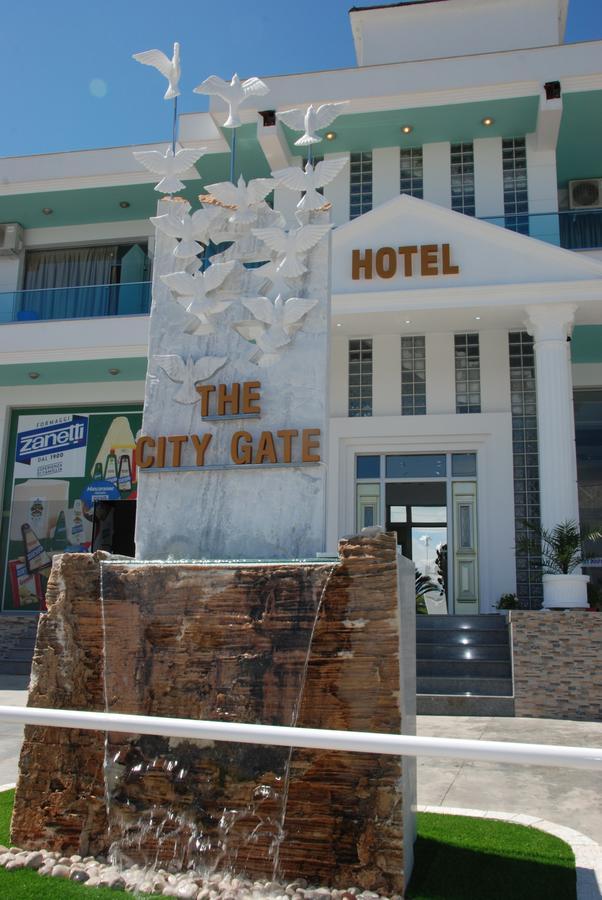 The City Gate Hotel Sarandë Exterior foto